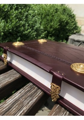 Євангеліє з позолоченими накладками 25х35см